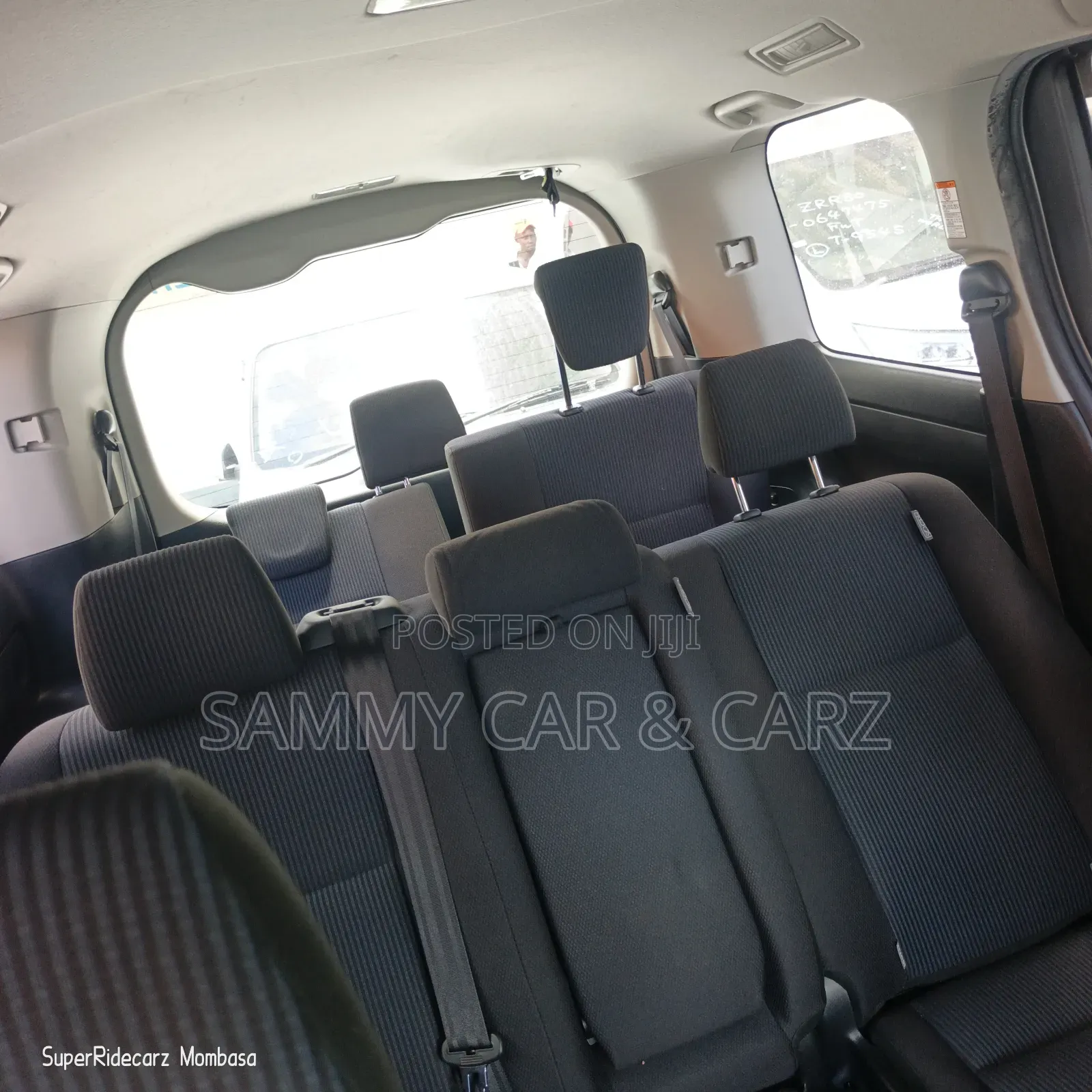 Toyota Noah 2020 Silver