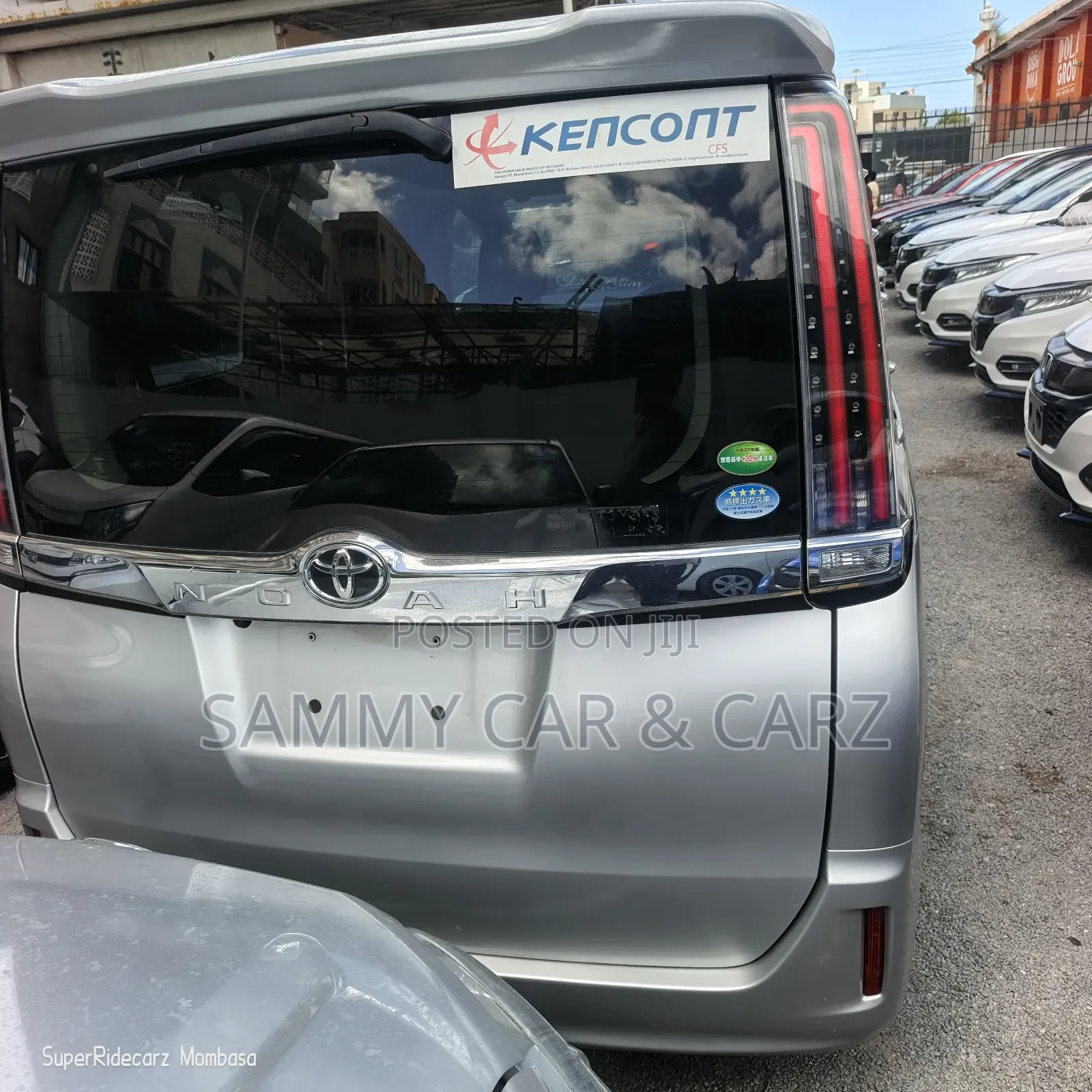 Toyota Noah 2020 Silver