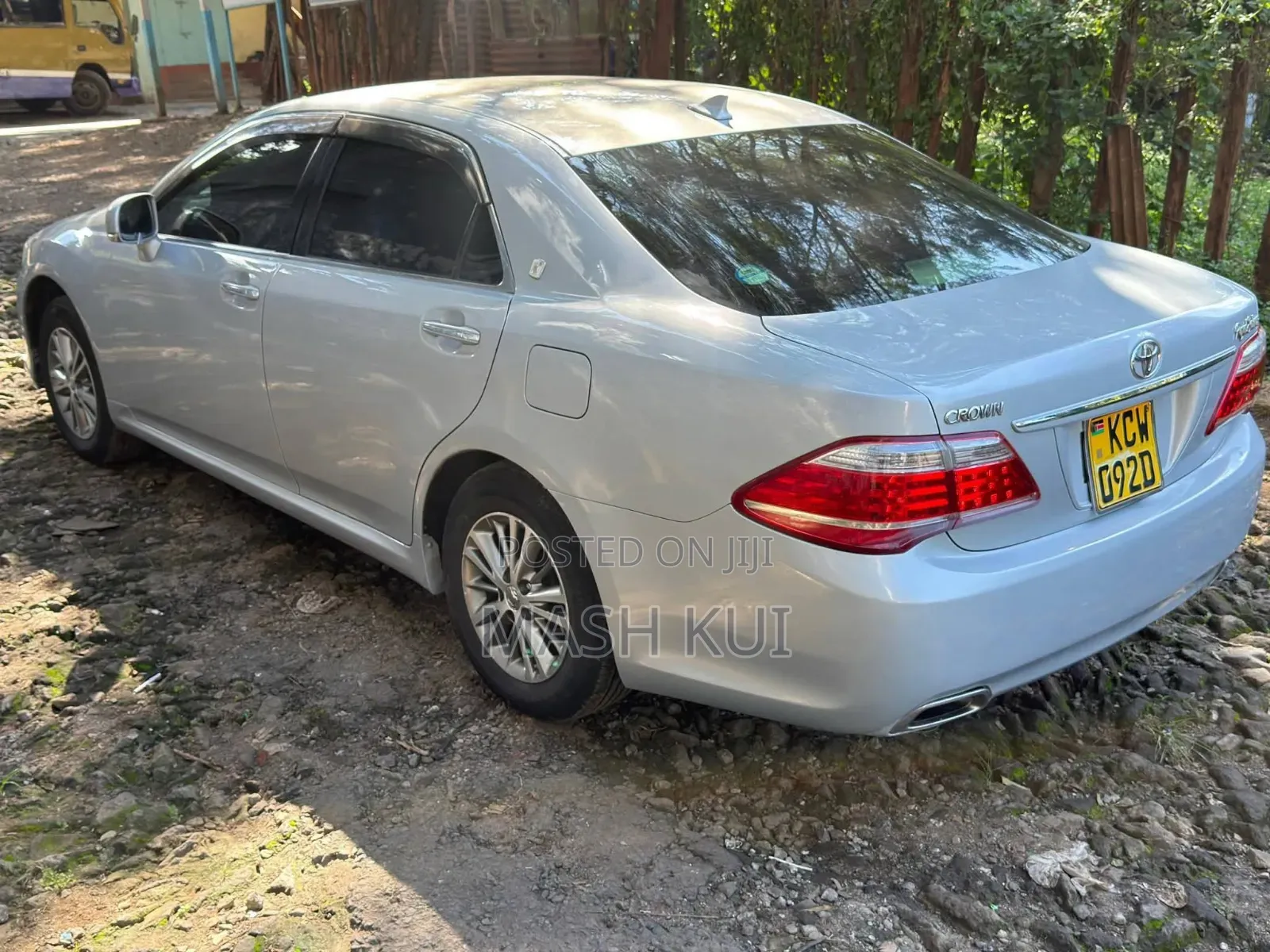 Toyota Crown 2012 Silver