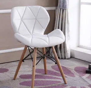 Dining Chair: Nordic Style Wooden Eames Chair