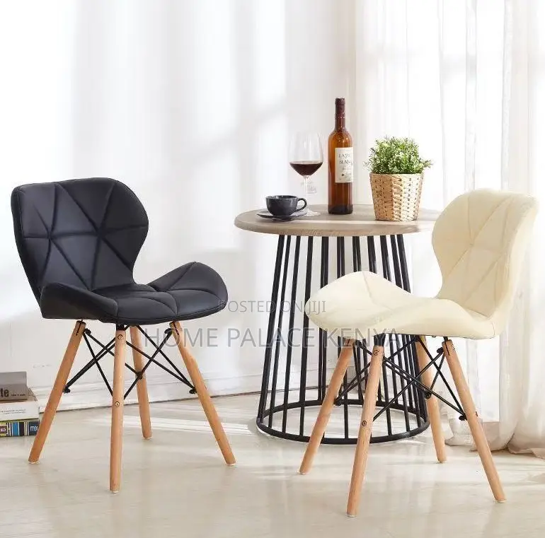 Dining Chair: Nordic Style Wooden Eames Chair