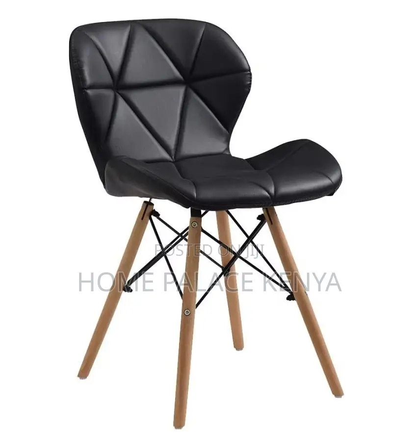 Dining Chair: Nordic Style Wooden Eames Chair