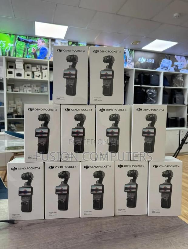 Dji Osmo Pocket 4 Content Creator Combo - thumbnail 2