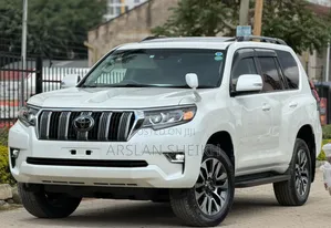 Toyota Land Cruiser Prado 2022