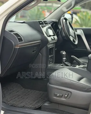 Toyota Land Cruiser Prado 2022