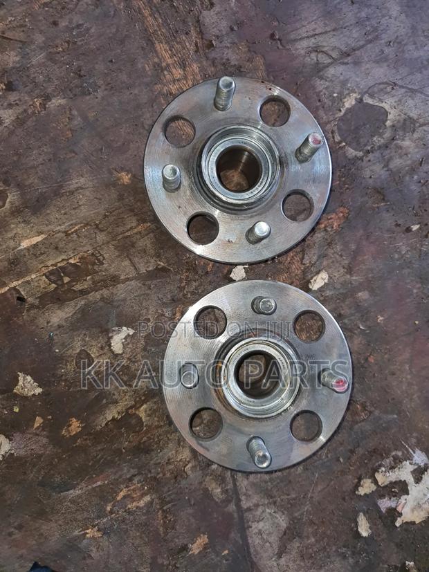 Honda Fit Hybrid Rear Hub - thumbnail 2