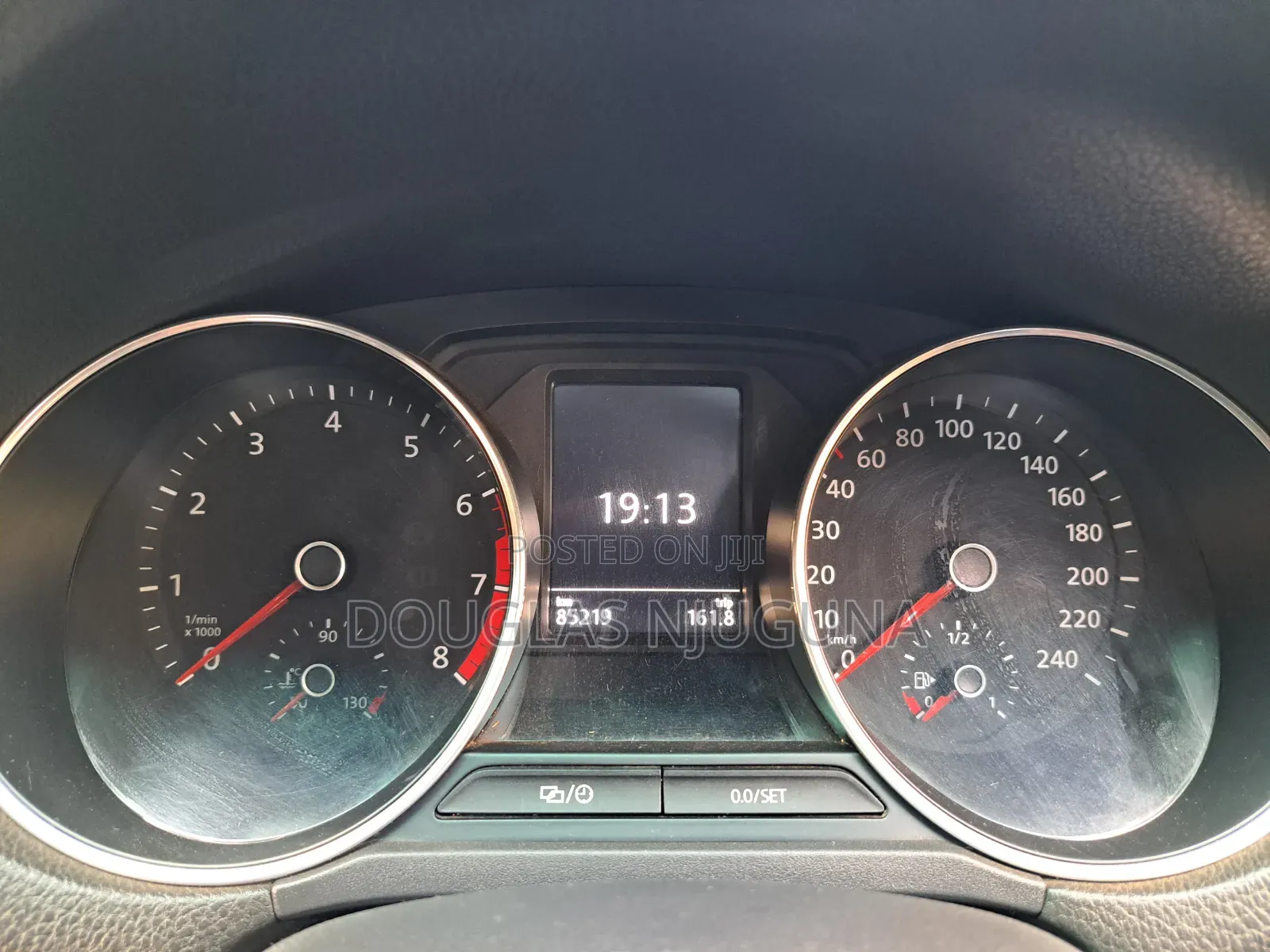 Volkswagen Polo 2015 Orange
