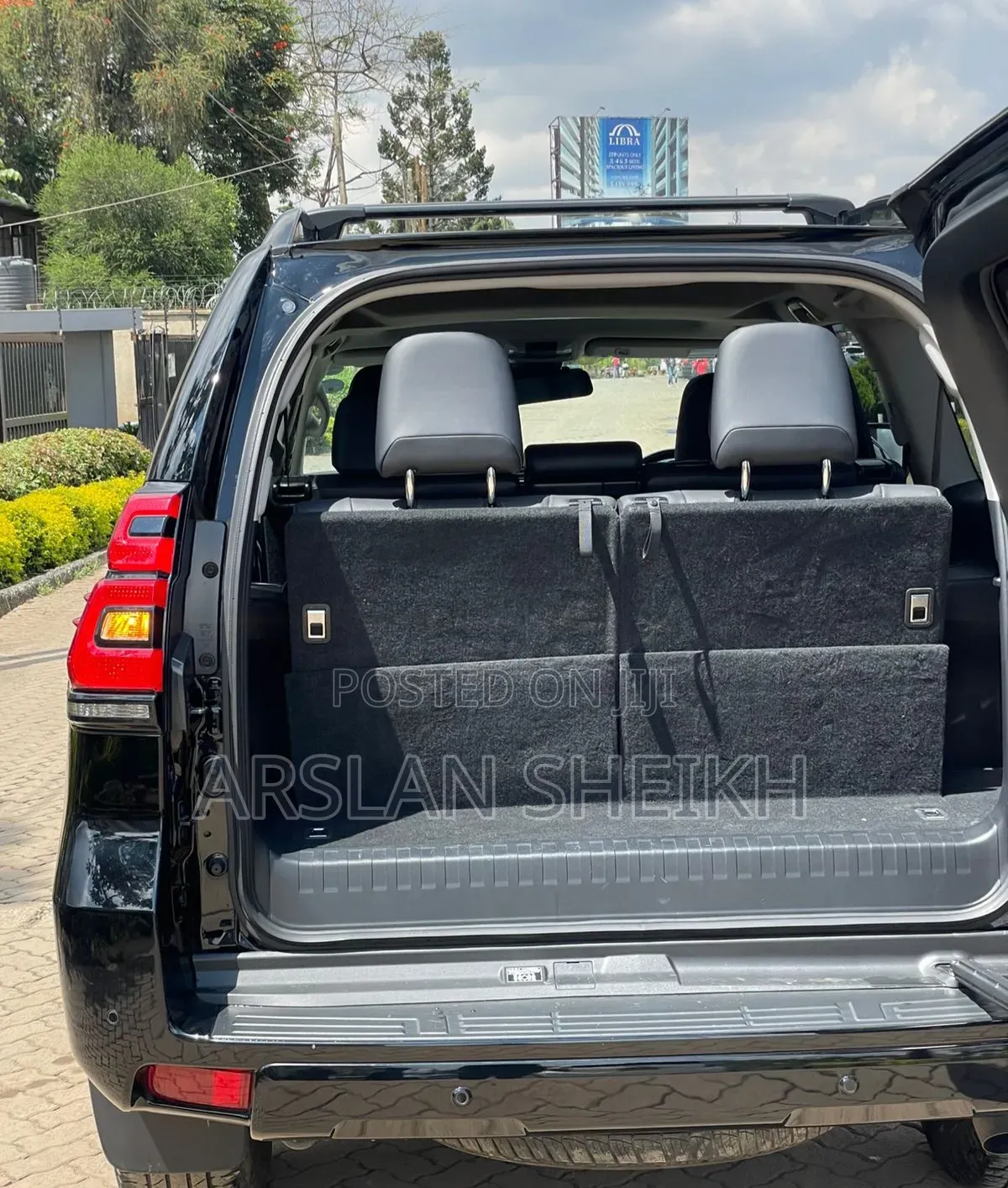 Toyota Land Cruiser Prado 2023