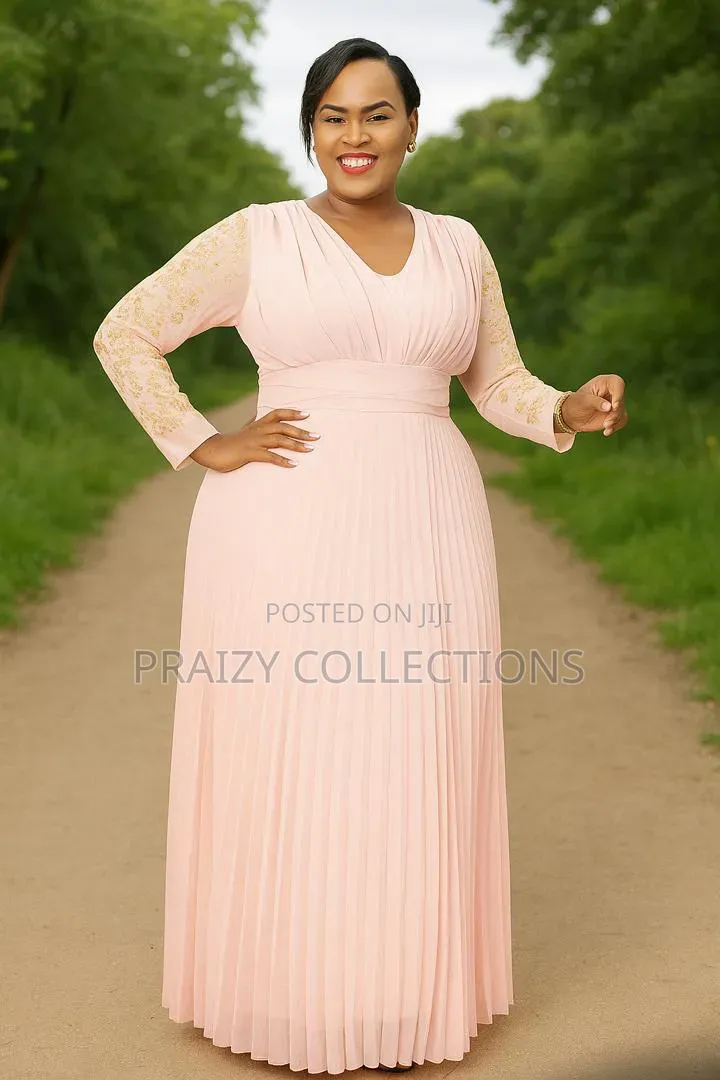 Beautiful Chiffon Maxi Dress With Glitter Embellishments