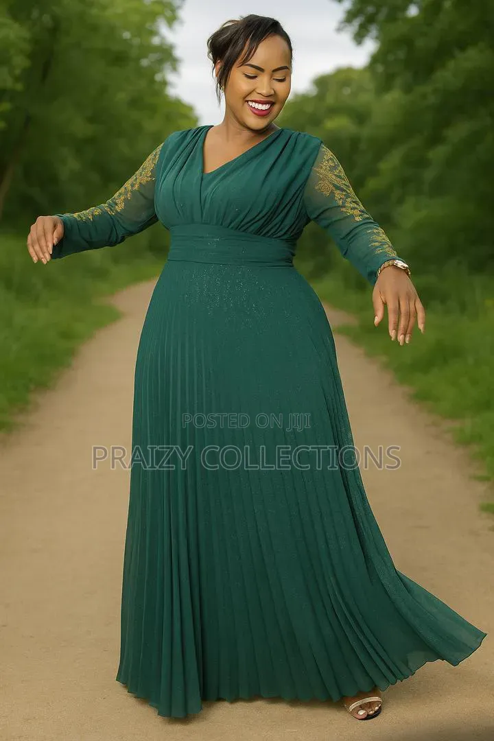 Beautiful Chiffon Maxi Dress With Glitter Embellishments