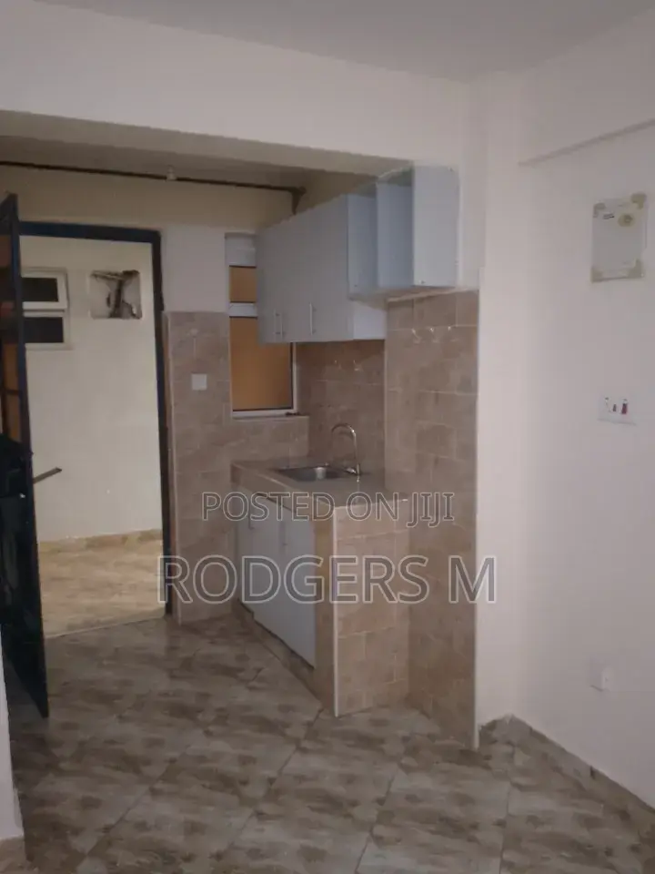 Studio Apartment in Raphta Road Area for rent