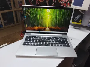Laptop HP ProBook 440 G10 8GB Intel Core i7 SSD 256GB
