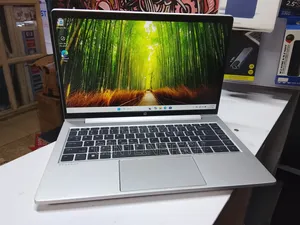 Laptop HP ProBook 440 G10 8GB Intel Core i7 SSD 256GB