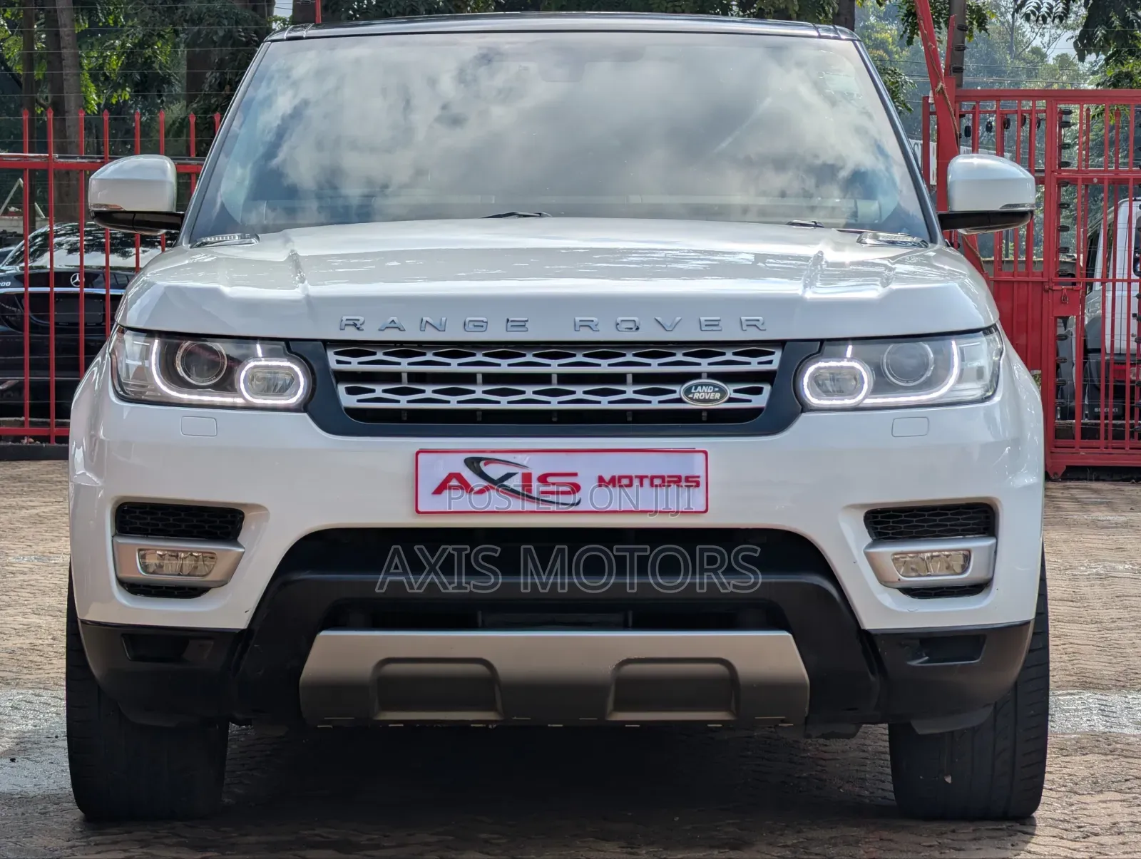 Land Rover Range Rover Sport HSE 4dr SUV 4WD (3.0L 6cyl S/C 8A) 2015