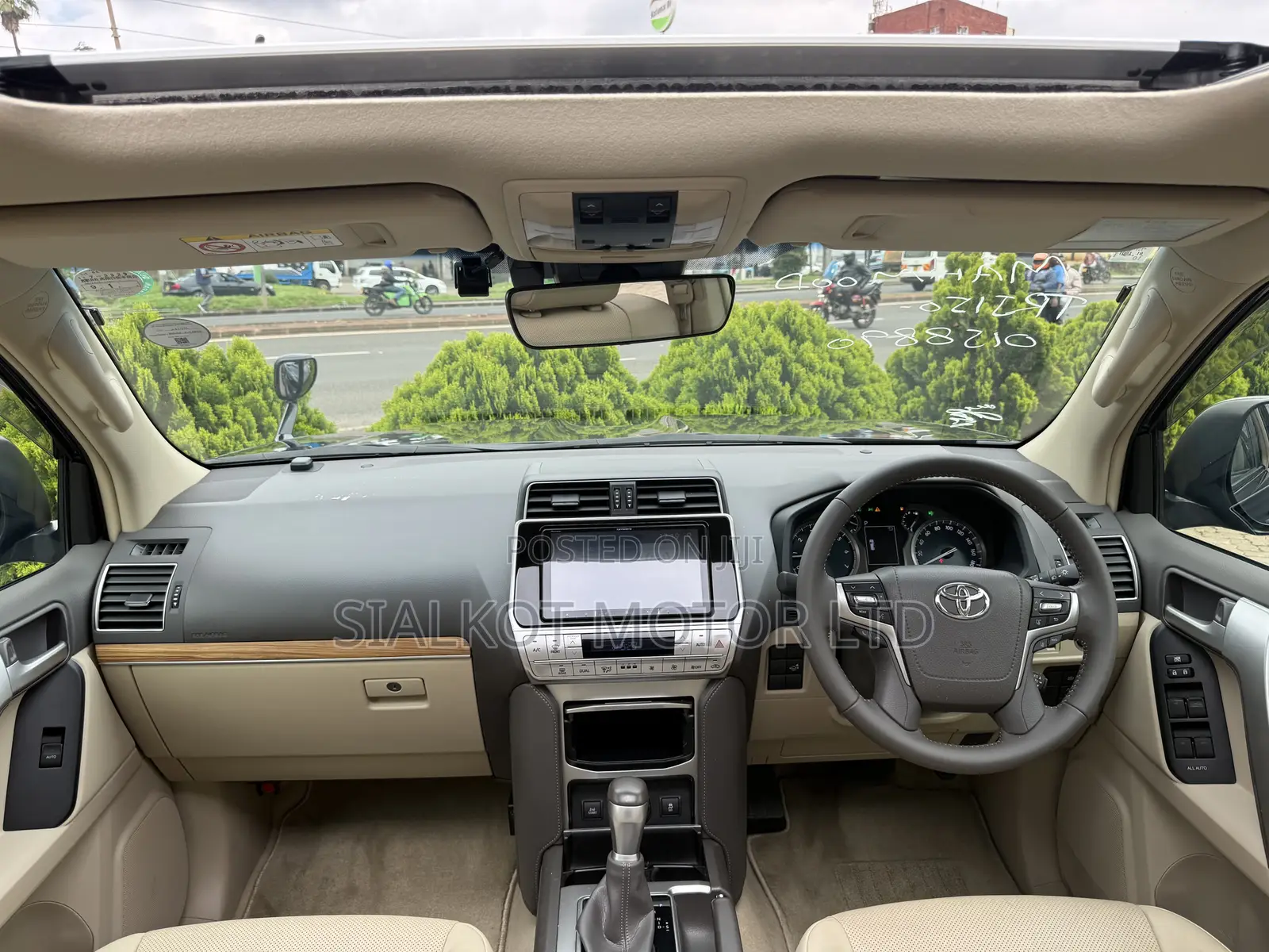 Toyota Land Cruiser Prado 2.7 2023 Black