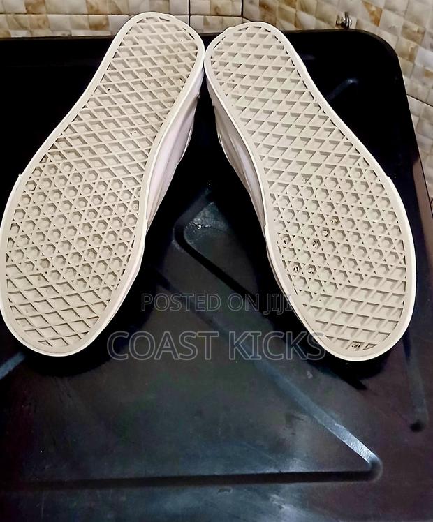 Van Sneakers - thumbnail 4