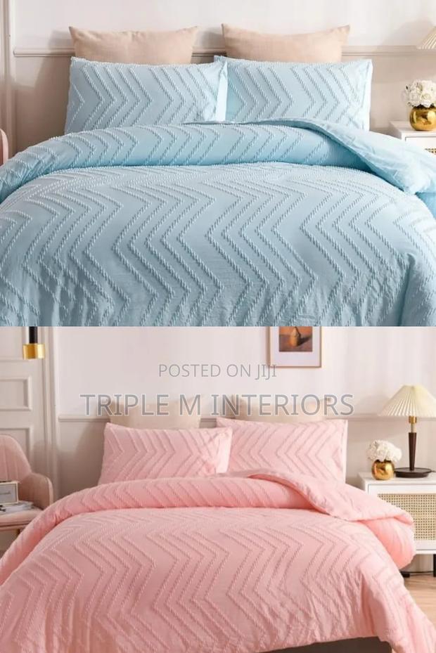 Luxury Jacquard Tufted Wave Duvet Cover