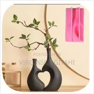 Black 2 in 1 Deco Heart Shaped Flower Vase