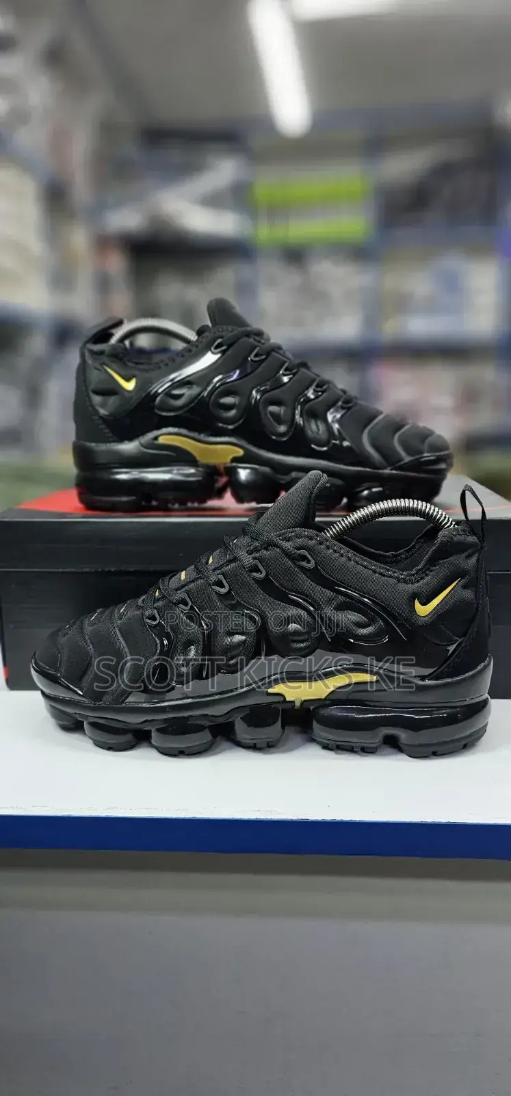 Nike Vapormax Sneakers