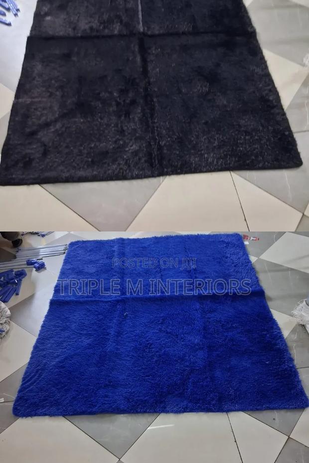 Odorless Anti-Static Plain Fluffy Area Rug