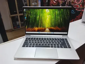 Laptop HP ProBook 440 G10 16GB Intel Core i7 SSD 512GB