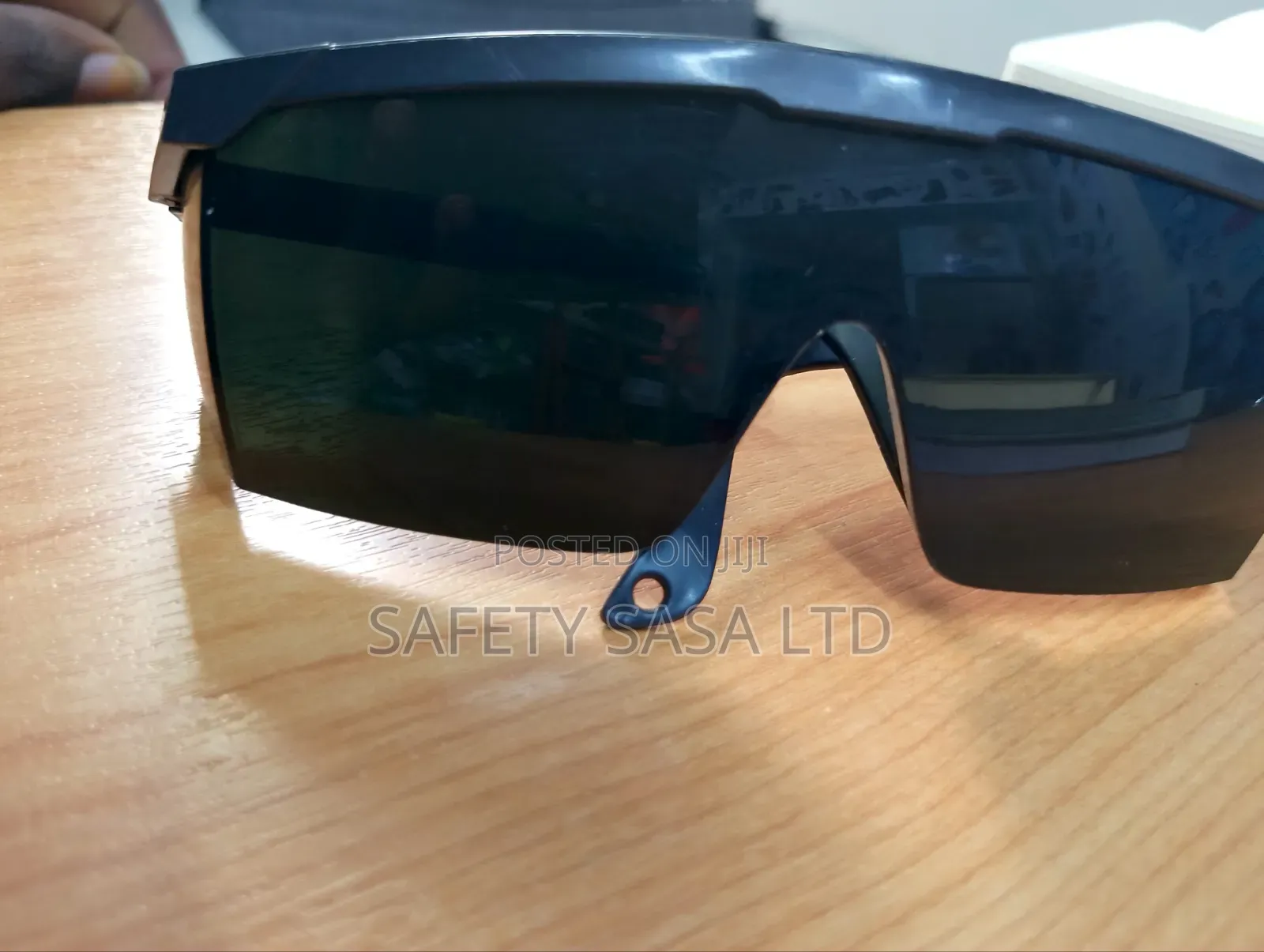 Dark Safety Lens