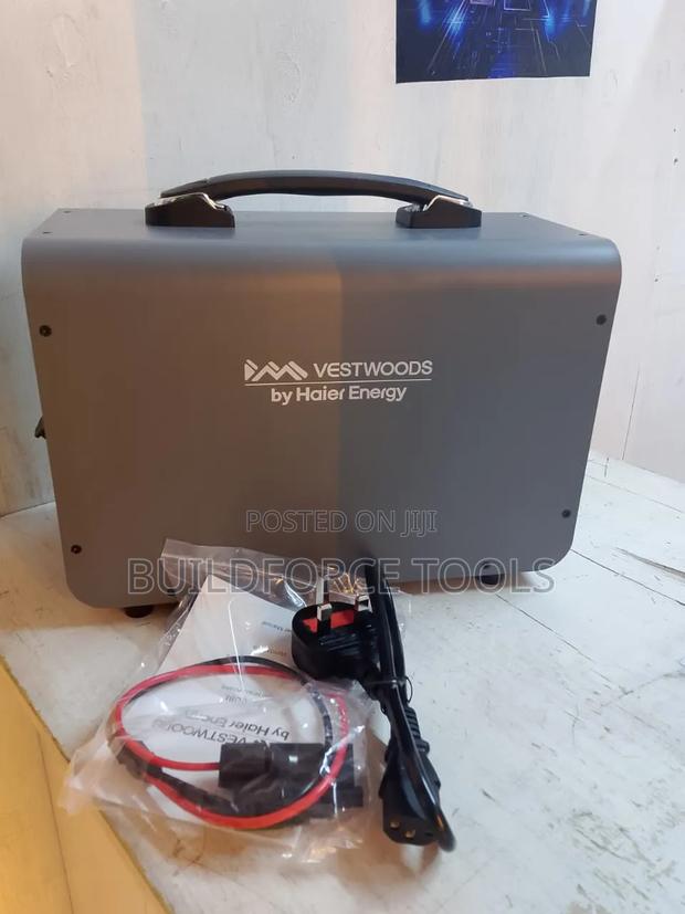 Vestwood 1 KWH Portable Power Station - main view