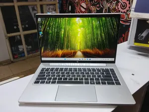 Laptop HP ProBook 440 G10 16GB Intel Core i7 SSD 512GB
