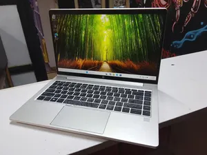 Laptop HP ProBook 440 G10 16GB Intel Core i7 SSD 512GB
