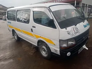 Toyota HiAce 2012 White