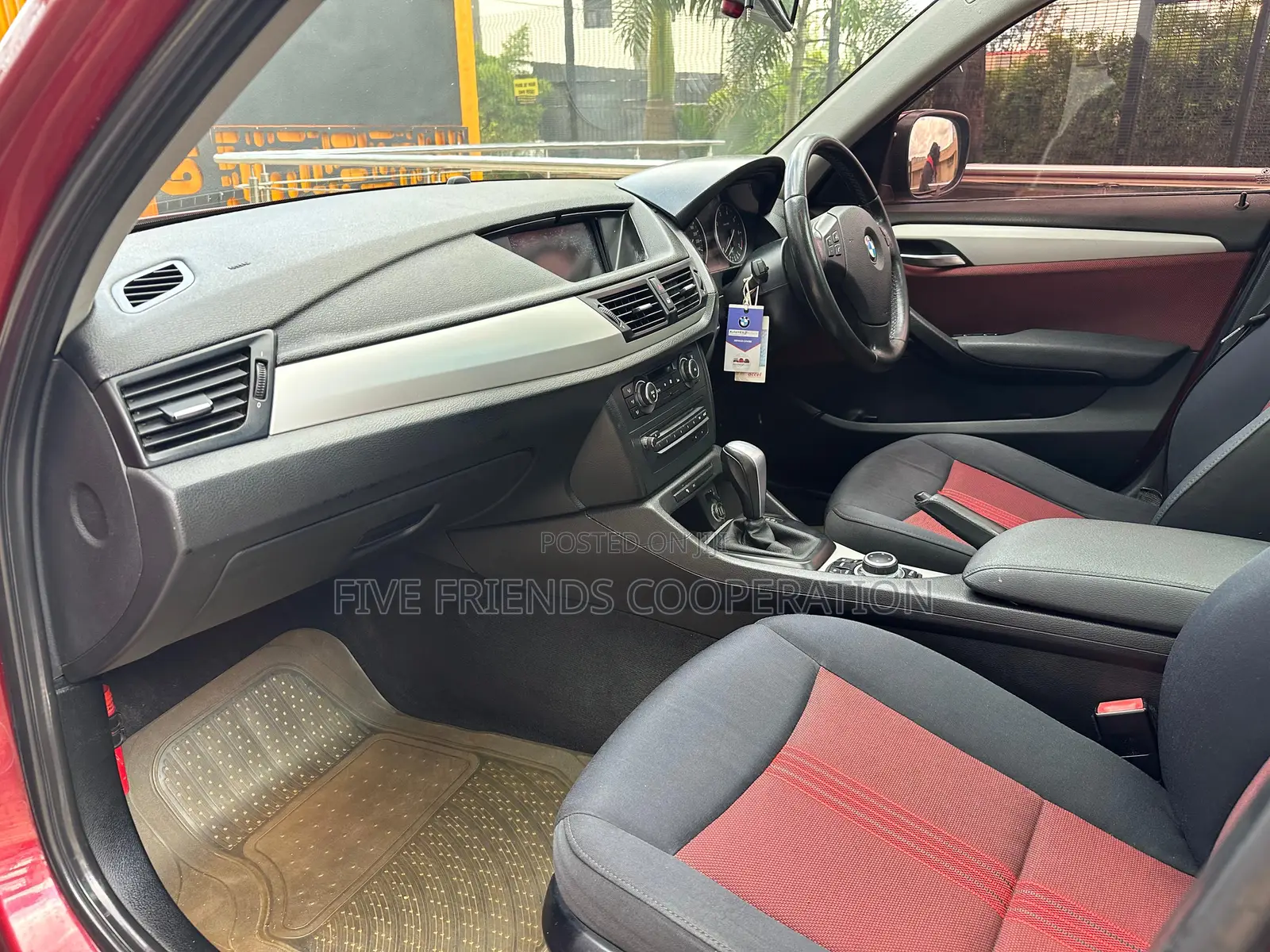 BMW X1 2011 Maroon