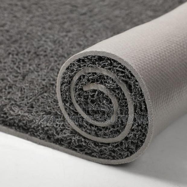 Industrial Vinyl Loop Coil Mat Durable Wet Area Protection
