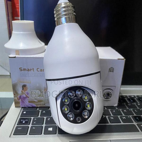 360° Full Hd Bulb Security Camera With Remote Viewing and Audio