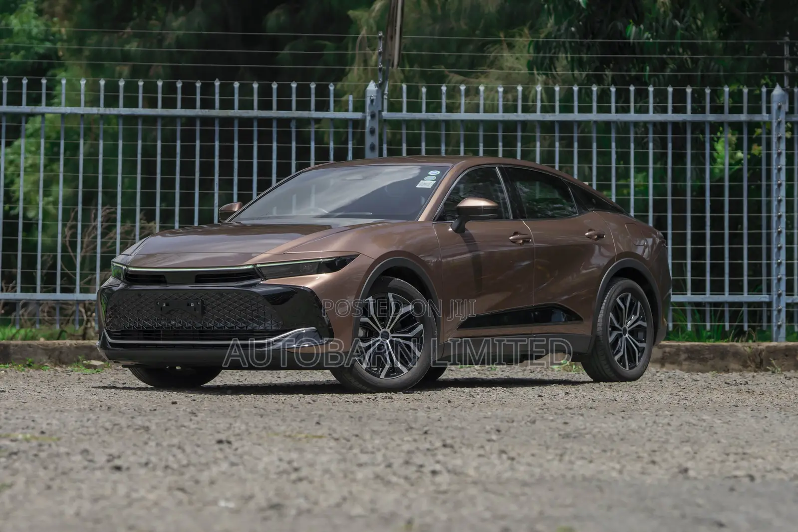 Toyota Crown 2022 Brown