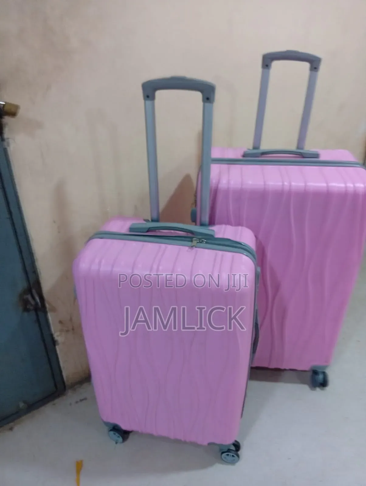 2pcs Baby Pink Suitcases – Large Medium