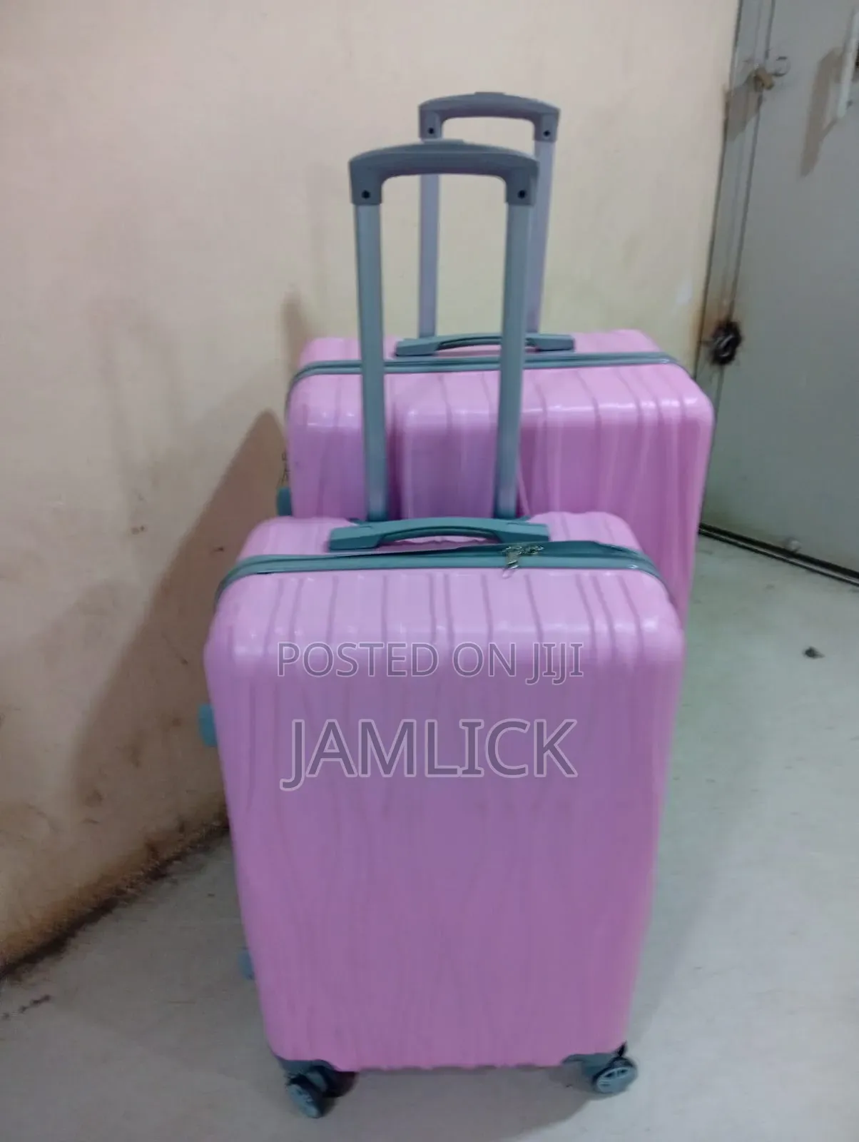 2pcs Baby Pink Suitcases – Large Medium