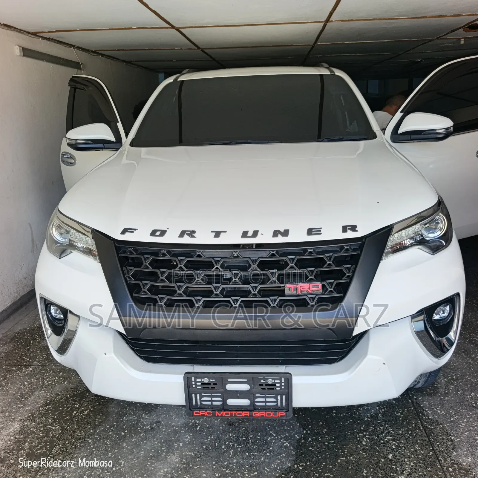 Toyota Fortuner 2019 White