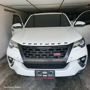 Toyota Fortuner 2019 White