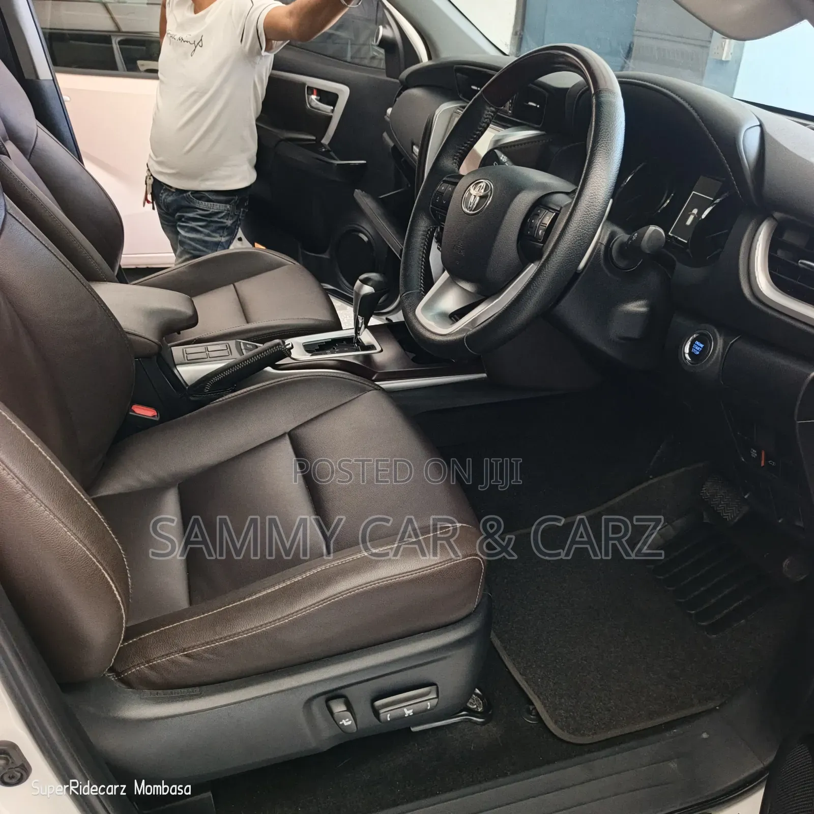 Toyota Fortuner 2019 White