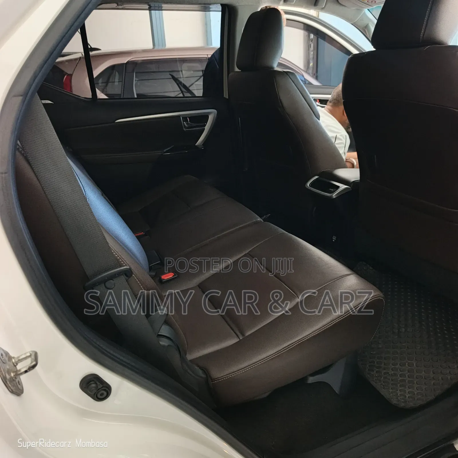 Toyota Fortuner 2019 White