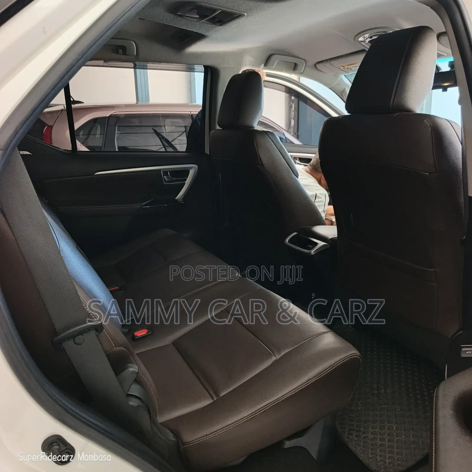 Toyota Fortuner 2019 White