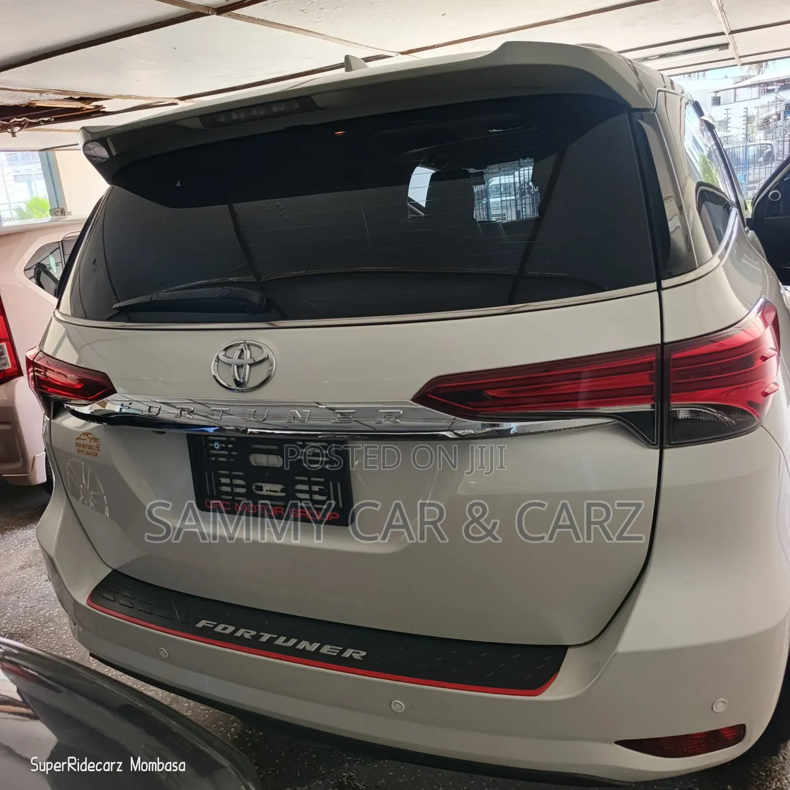 Toyota Fortuner 2019 White