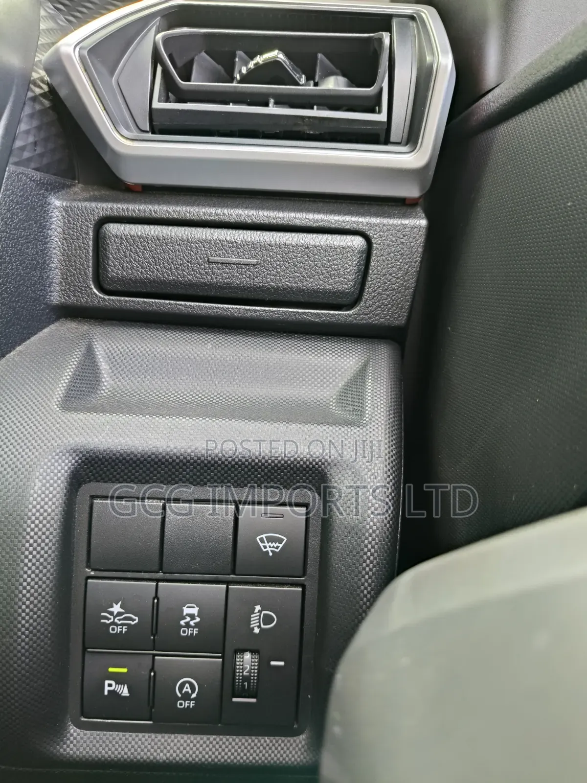 Toyota Raize 1.0 AWD 2019 Silver