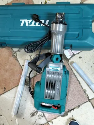 Demolition Breaker 1700 Watts Total Demolition Breaker