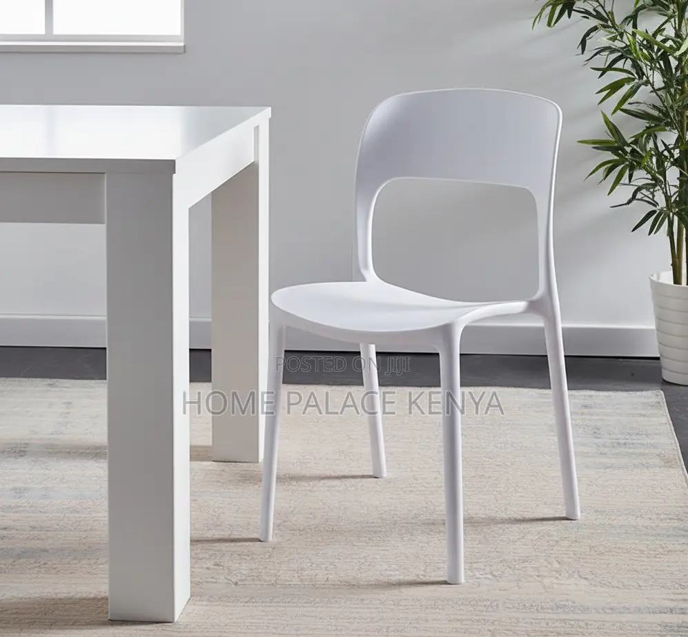 Plastic Chair: Nordic Style Stackable Plastic Dining Chair