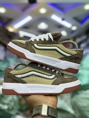 Van Hylane Og “ Brown