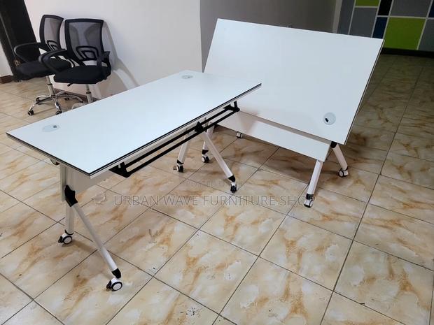 Classic Trainers Desk