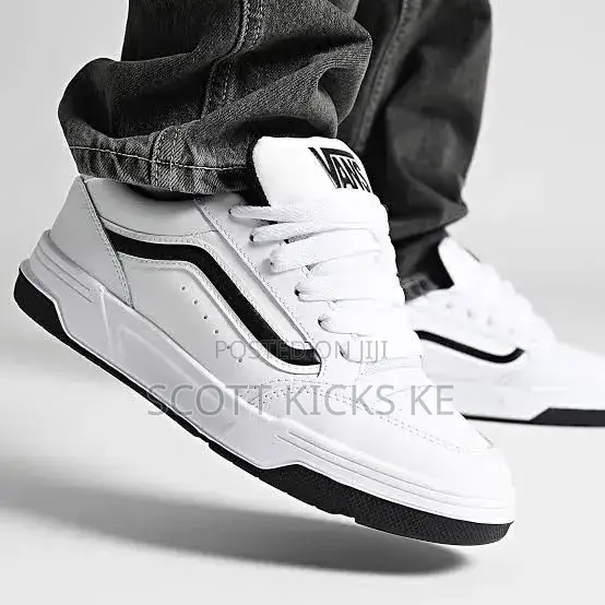 Van Hylane Og “ White Black 