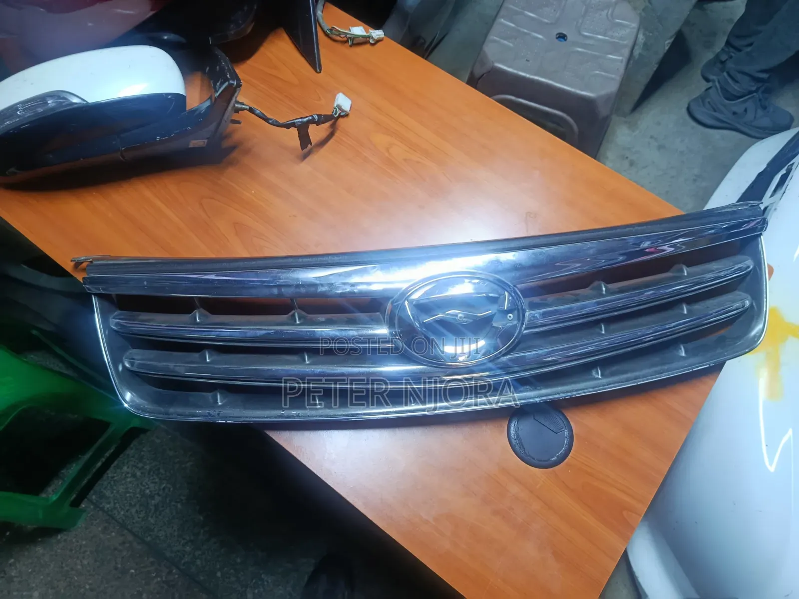 Axio 2010 Front Grill