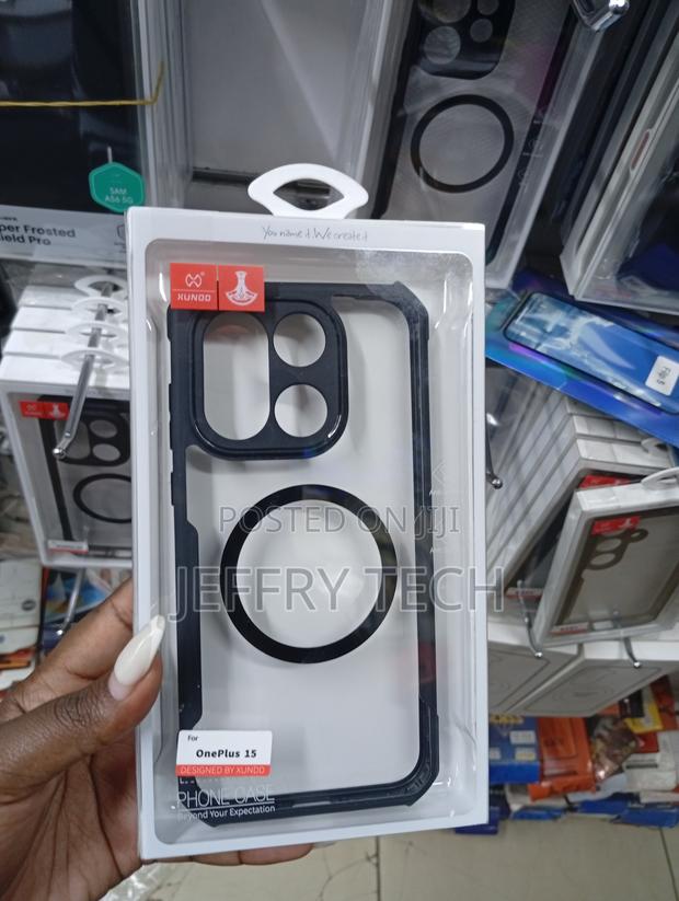 Oneplus 15 Transparent Hard Shell Cover - main view